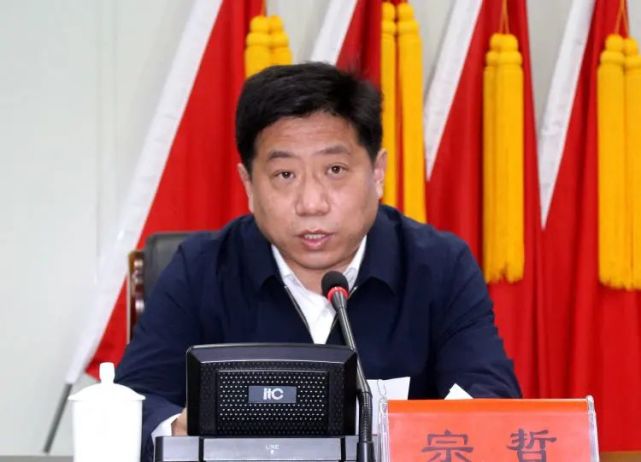 阿荣旗召开全旗干部大会
