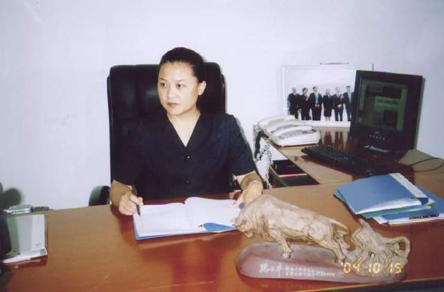 李彬海宋广菊江湖渐远去刘平保利发展已夺冠