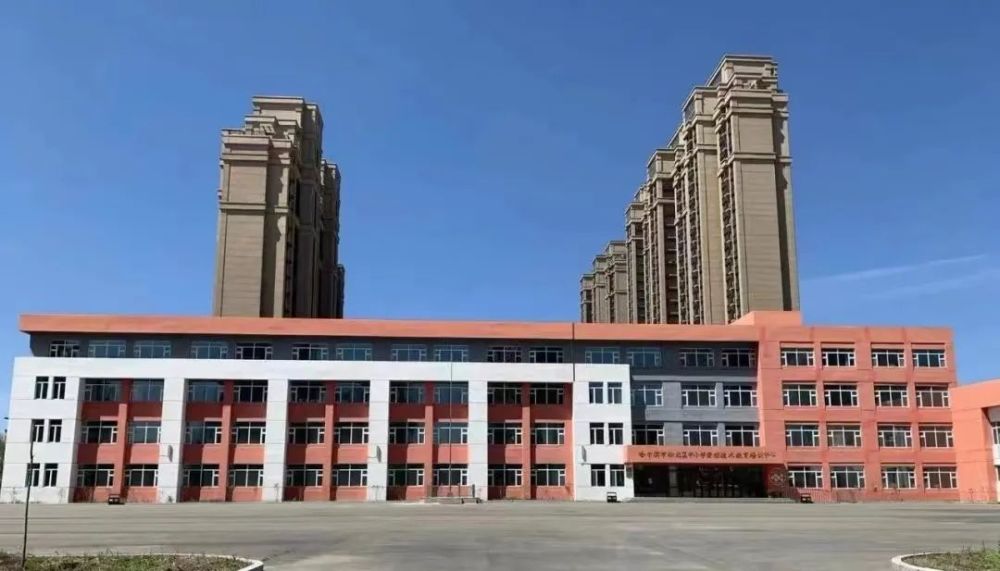 坐标环西板块哈尔滨市实验学校二校区新区一校过渡性招收环西板块学生