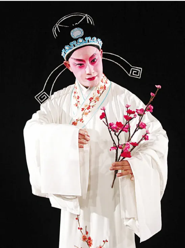 今明两晚,81岁的昆曲大师汪世瑜和他的弟子们将在