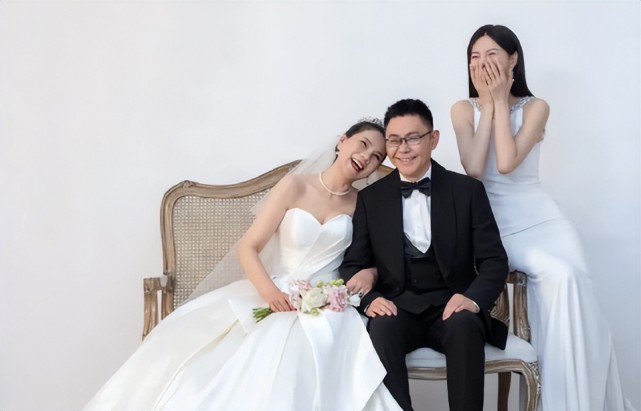 杜海涛的婚纱照图片