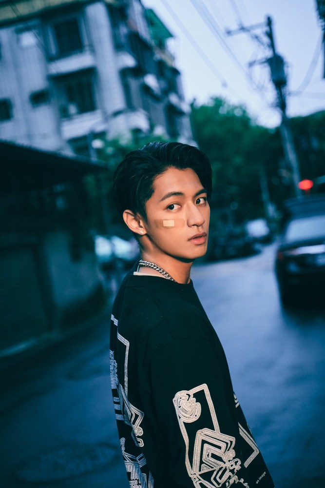 "全能mvp"吴霏fei初次挑战戏剧 演技大爆发!_腾讯新闻