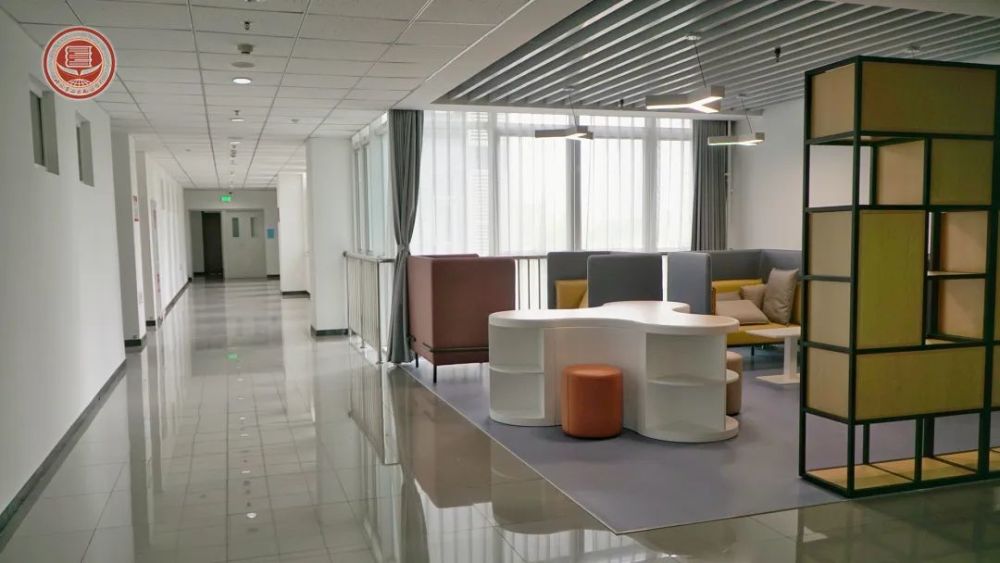 为二外人定制一大波虚拟背景图上线啦