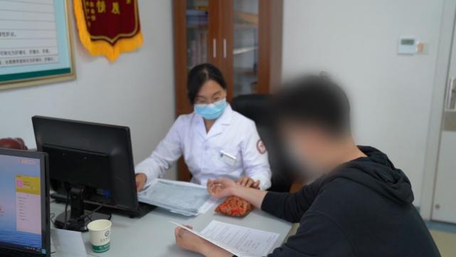 武汉市第五医院李晶晶:做贴心医生,让患者再展笑颜