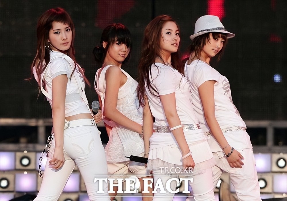 二代女团kara迎来了出道15周年韩网传有望合体回归