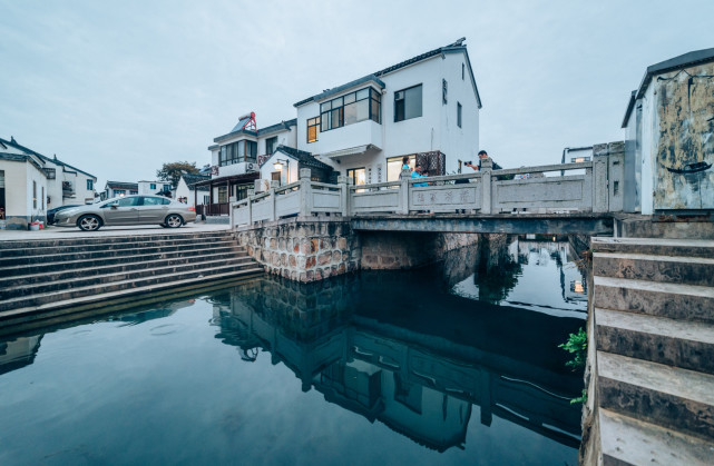 6年前,江苏省第九届园艺博览会在东太湖畔的临湖镇举行.