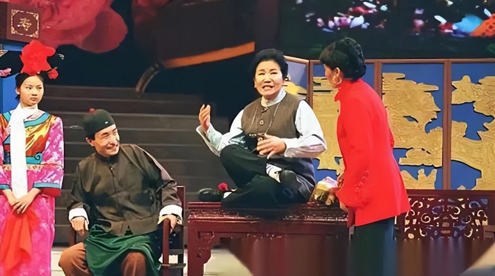 赵丽蓉不识字全靠搭档念台词杨洁您演错了改一个字后直接成经典