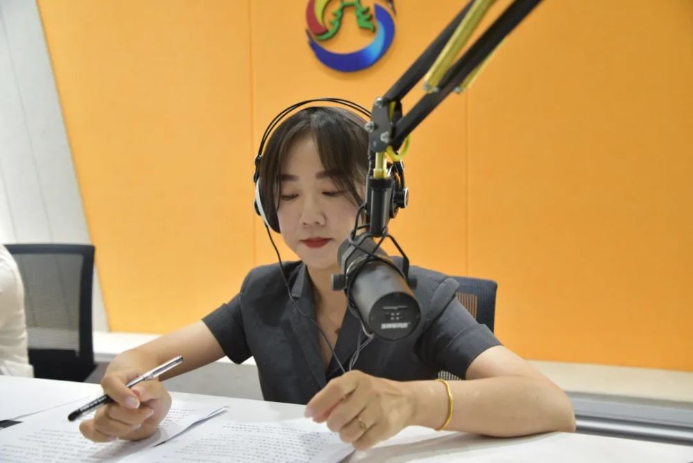 5广播电台请求判令另一方支付名誉损失及精神损失费呢?