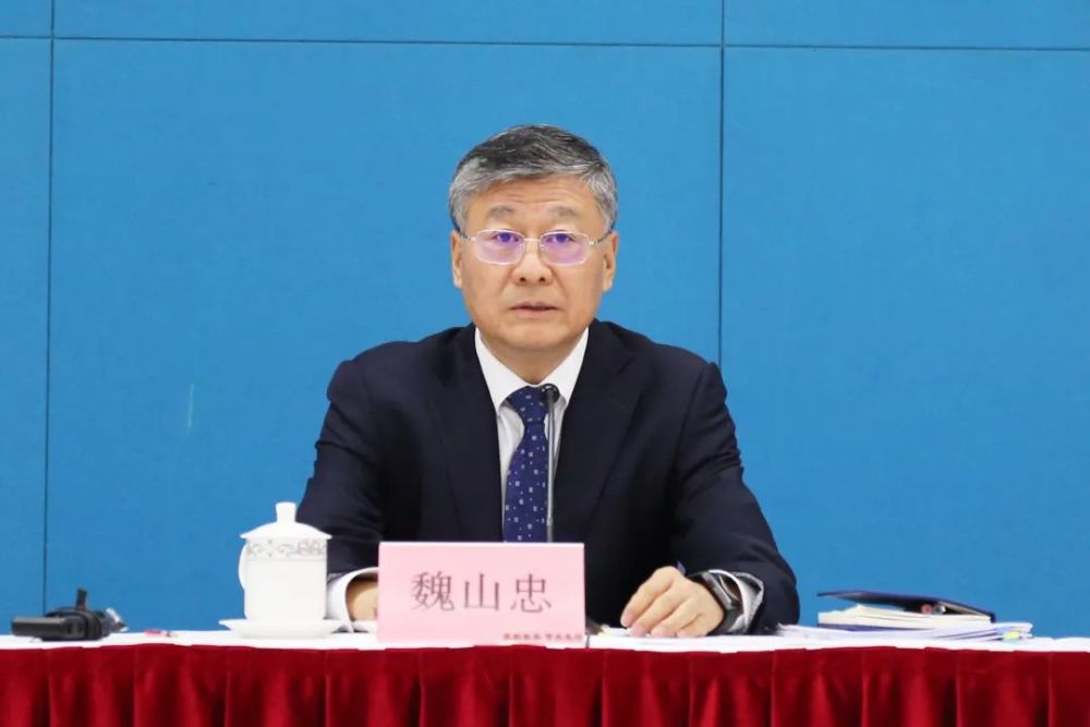 规划计划司司长张祥伟,水利工程建设司司长王胜万,农村水利水电司司长