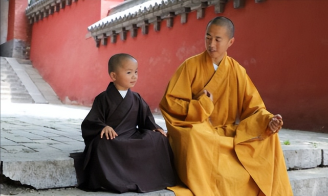 释延淀原名丁晨鹏,1993年出生,是少林寺国际部总教练.