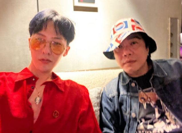 权志龙状态开挂短发染色造型很清爽开心捧场se7en音乐剧