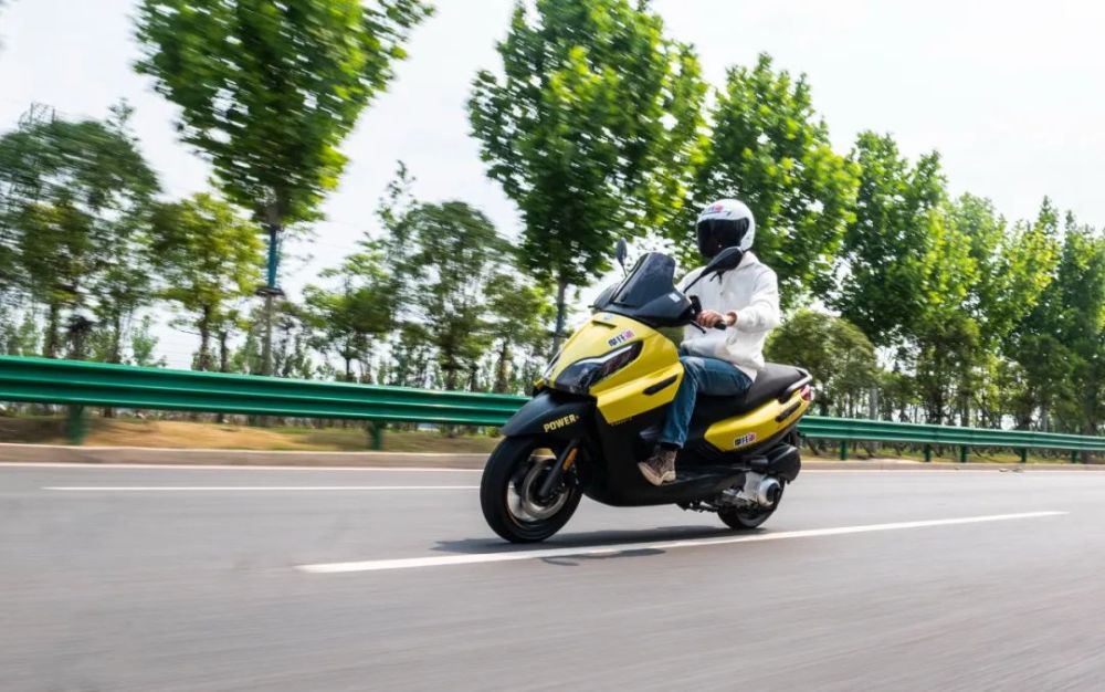 加价3000的比亚乔x7 2.0版究竟怎么样_腾讯新闻