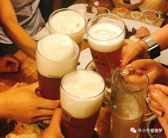 啤酒大乱斗：青岛、燕京、雪花的“三国杀”，境外巨头的资本狂欢