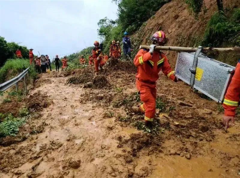 广西北流发生泥石流灾害致7人死亡1人失联