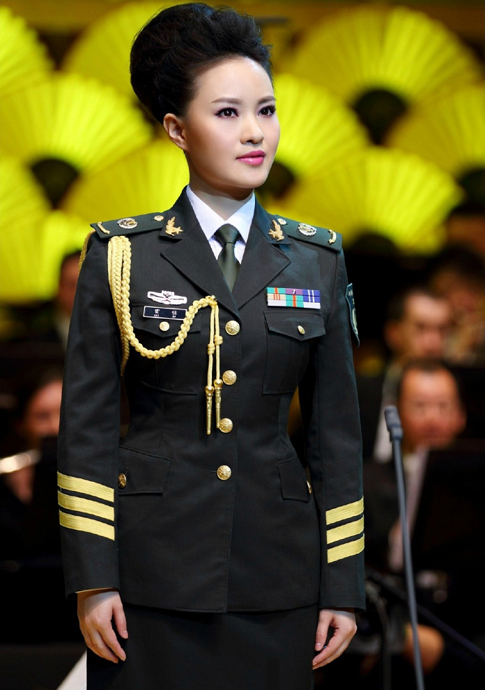 中国著名军旅女歌唱家图片