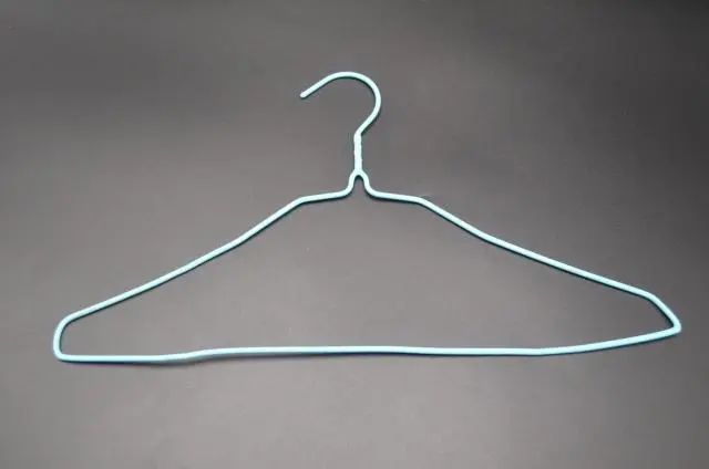 旧衣架不要扔,把它折一折放卫生间,一个能做几百块钱的事!_腾讯新闻