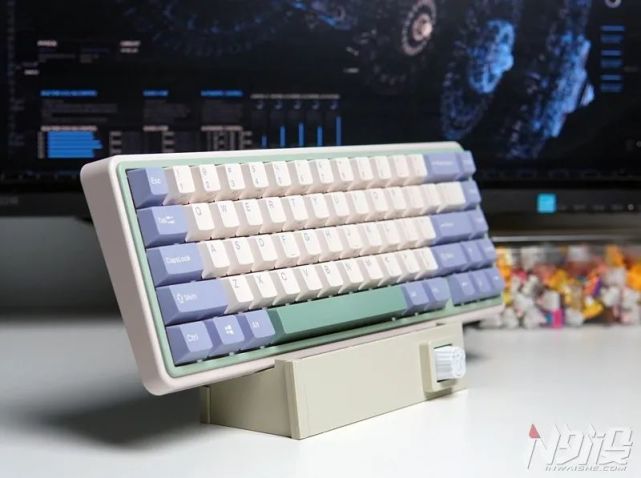 热插拔,定制机械轴!阿米洛迷你洛机械键盘开箱