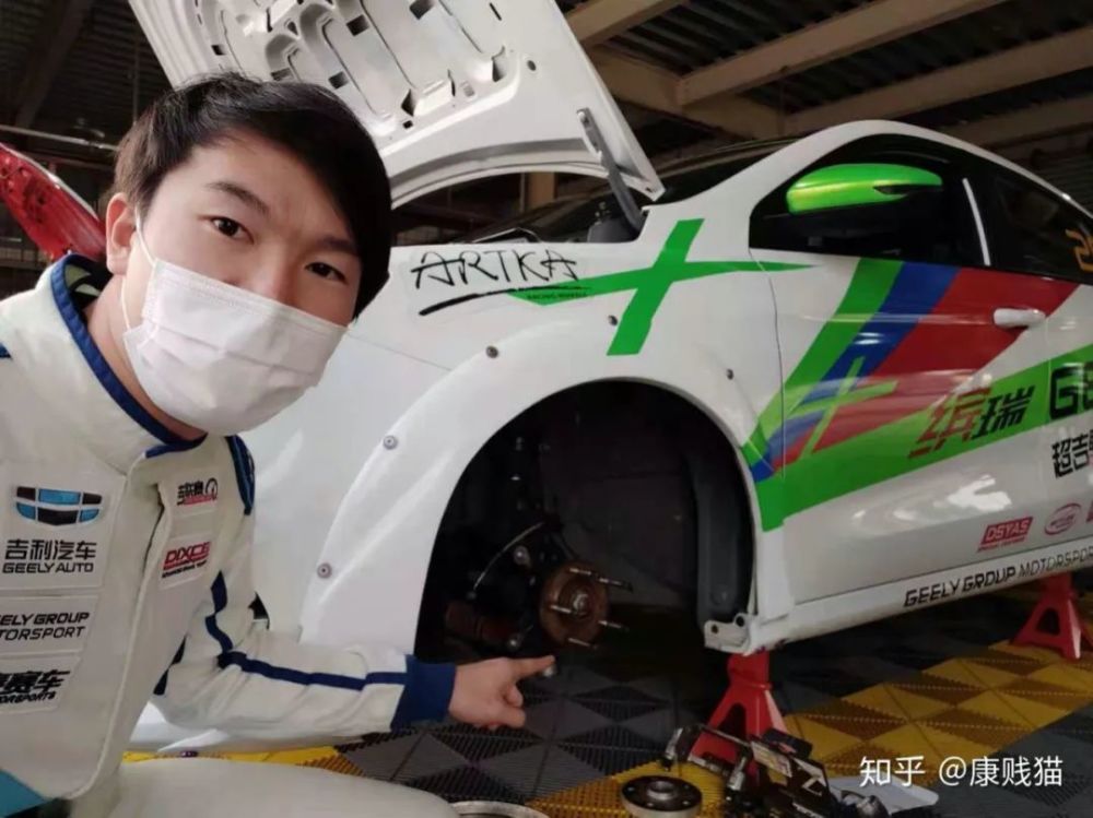 搭载电动尾翼颜值爆表造型紧凑长安UNI-V神奇图书馆故事mp32023已更新(网易/哔哩哔哩)