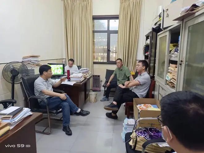 建局党委委员,副局长董文献带队赴钱库镇督查指导危旧房排查整治工作