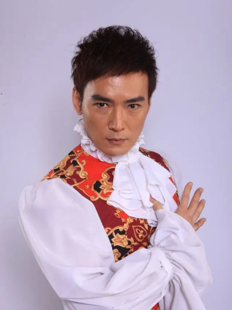 从"古装第一美男,到前妻口中的业障,焦恩俊这些年怎么了?