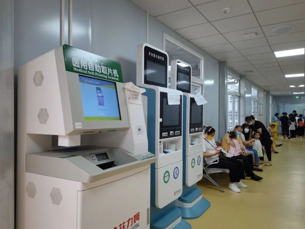 华西龙泉医院新发热门诊开诊配备独立ct和空气净化系统