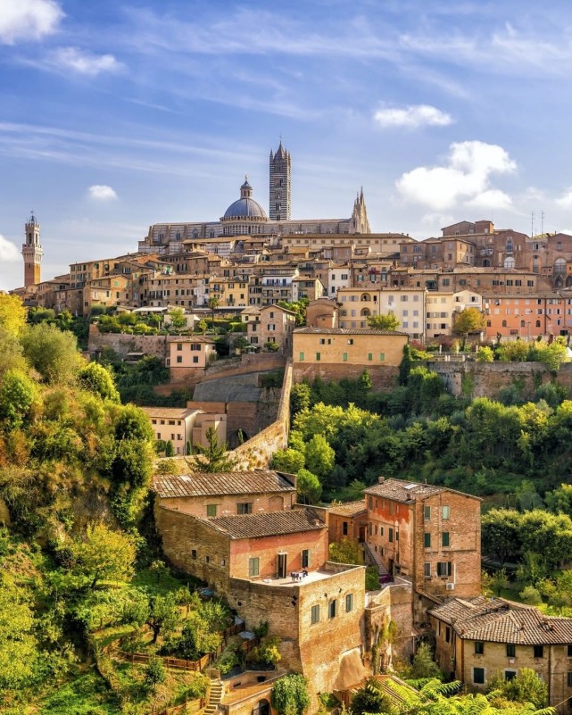 提拉米苏的故乡意大利保存最完整的中世纪小镇锡耶纳