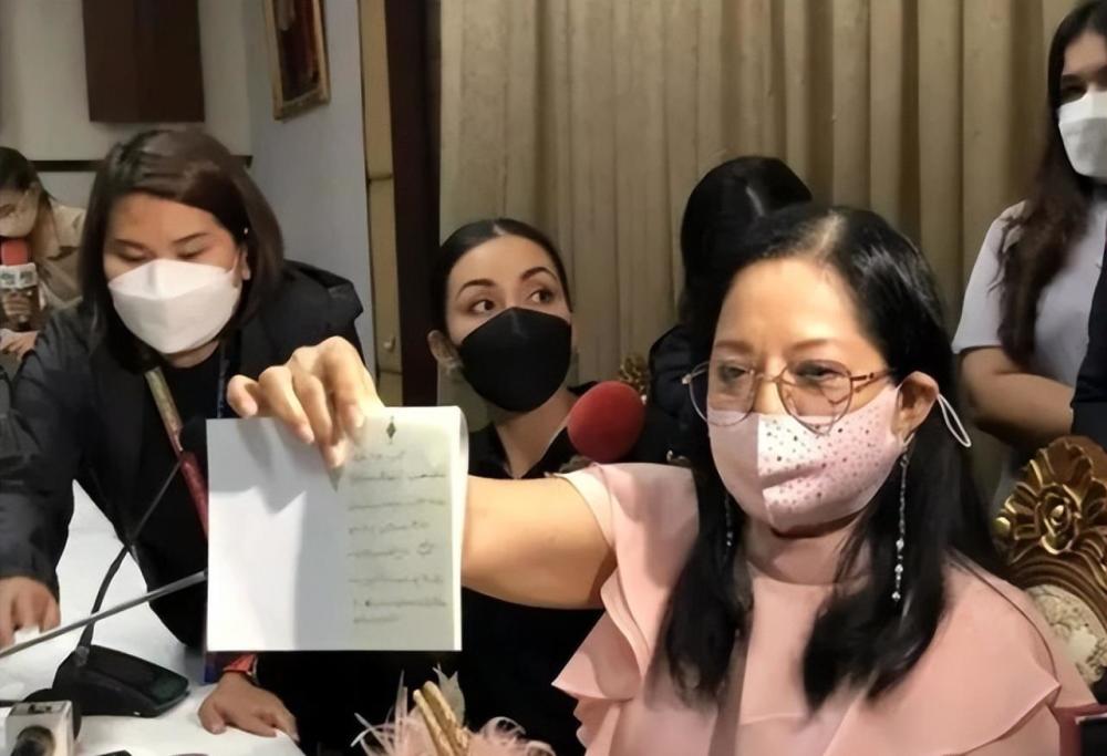 女星西瓜謀殺案獲關鍵進展生前直播畫面曝光奇怪手勢被疑求救