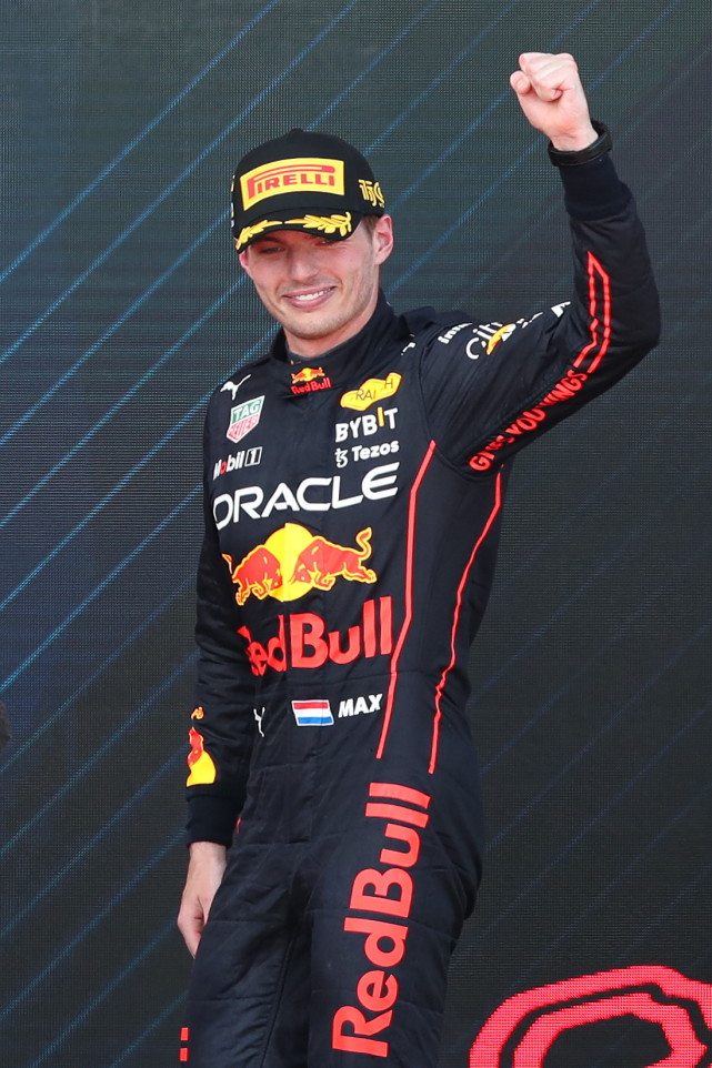 (外代二线)赛车——f1阿塞拜疆大奖赛:维斯塔潘夺冠