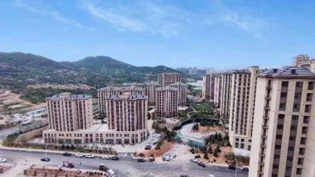 6月20日,所城朝阳回迁安置小区峰山怡景启动交房