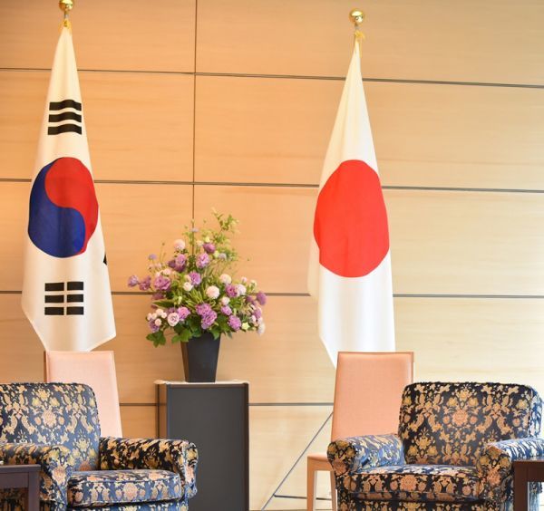 韩方表态：已准备好与日本进行“严肃对话”小学音乐四年级人教版目录
