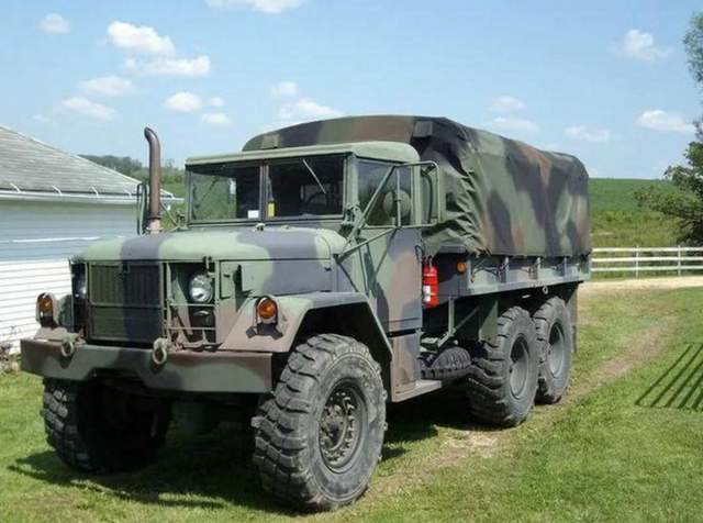 这种卡车早在上世纪六十年代就开始采用,由通用汽车旗下开发,其中的