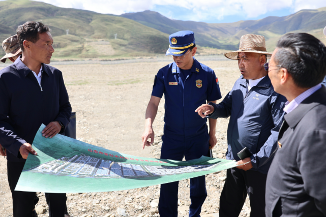 山南市委副书记,市长次仁平措带队检查指导区域性消防安全风险隐患