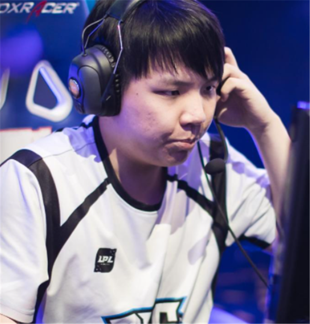 doinb队友多番暗示:京一有问题,rng前队员:有些人比赛演得太假