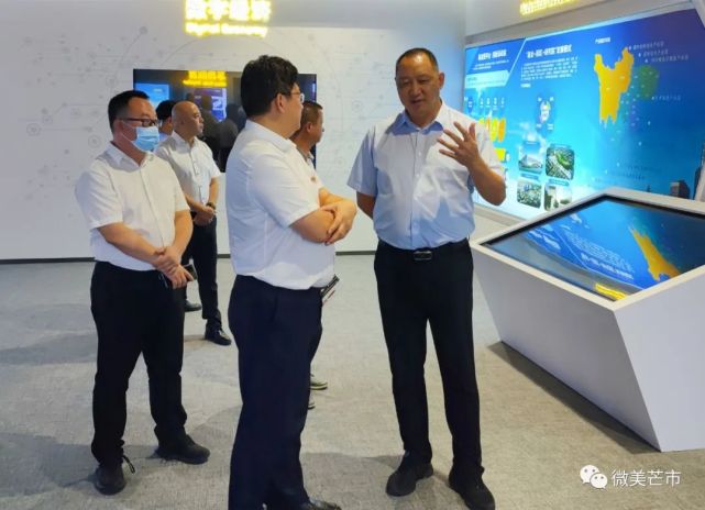 郑昭一行先后考察了福建嘉沣有限公司,泉州市云南商会,福建东飞环境