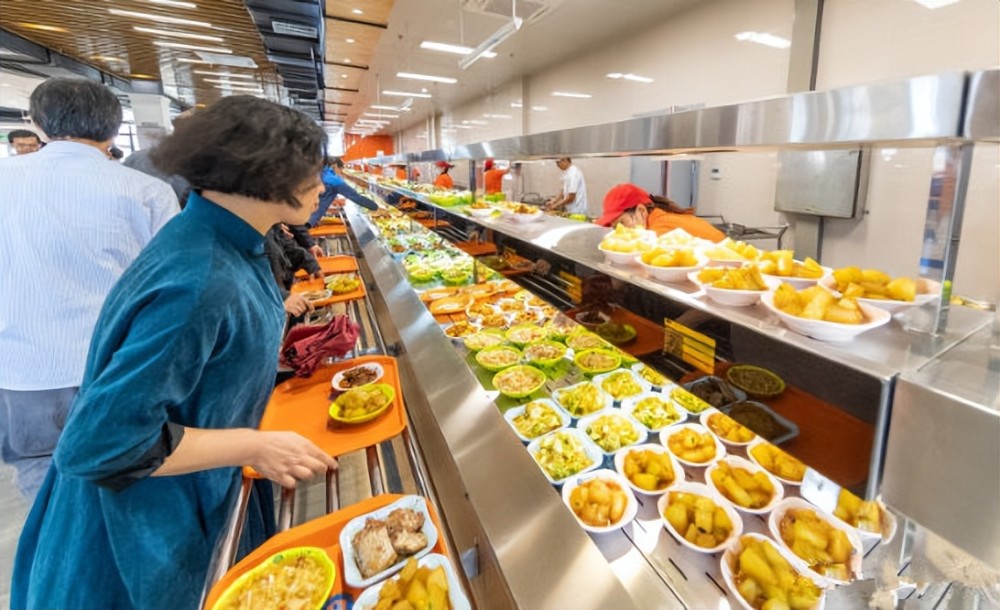 考上浙江大学意味着什么?食堂都是"学霸"级!馋得不想毕业了_腾讯新闻