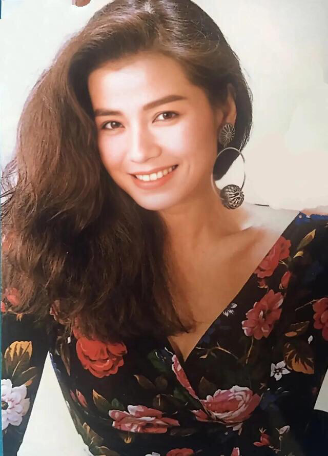 鐘楚紅:這個女人時髦了一輩子!時尚審美超前,40年輕就已驚豔