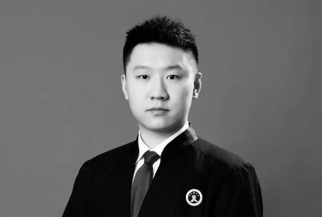 据湖北诚明律师事务所消息,该律所律师李凯龙于2022年6月13日早晨八点