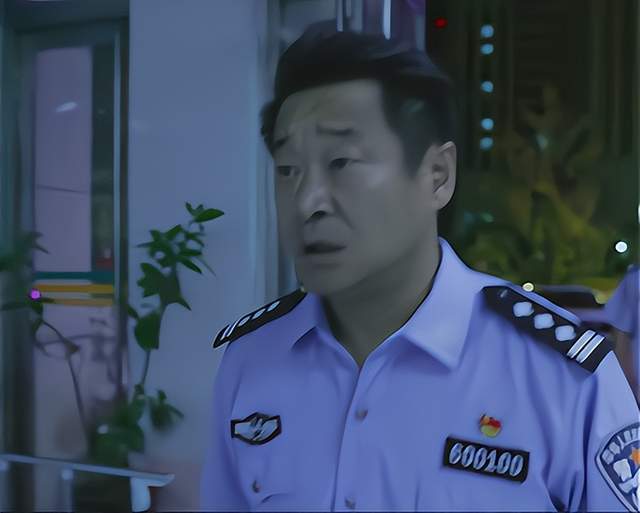 警察荣誉怒扇遗体王景春演得好绝看一次哭一次