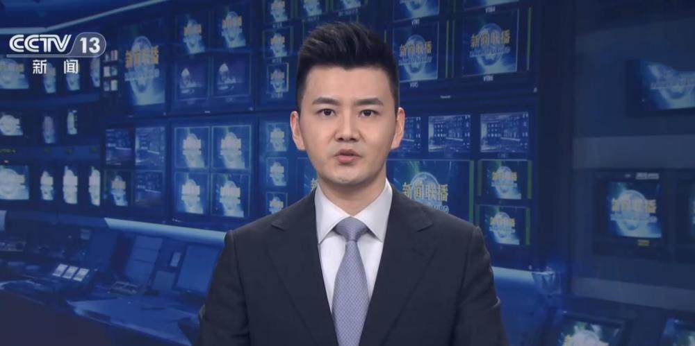 14年的工作经验让《新闻联播》节目组敢于任用这位年轻人,敢于将重要