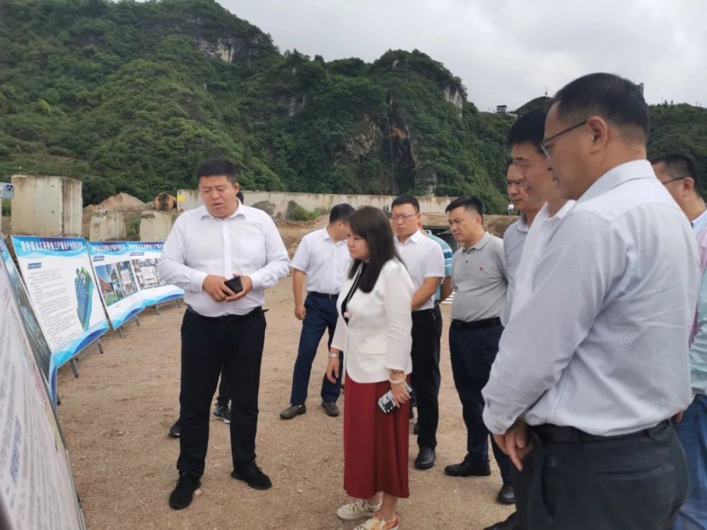 杨德昭对范蓓一行到台江县考察调研农产品加工表示热烈的欢迎,他说