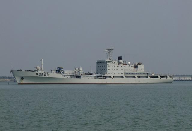 "洞庭湖","镜泊湖",撑起岛礁补给线的第一代专用补给舰_腾讯新闻