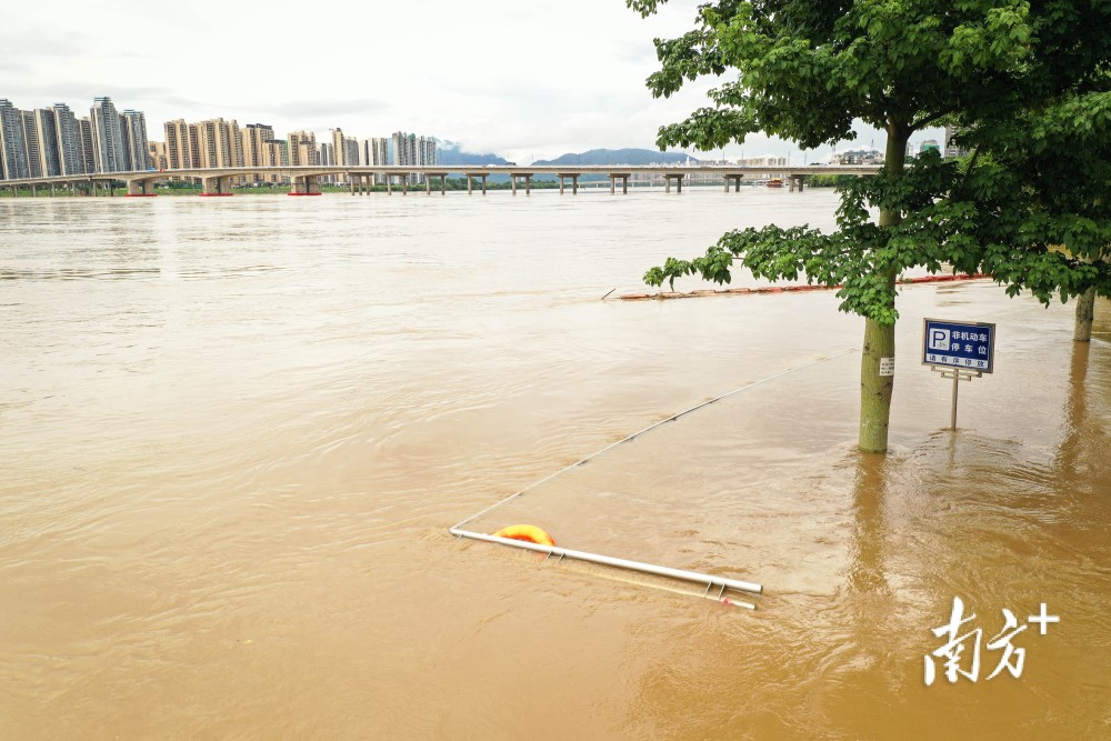 图集|北江"一号洪水"来了,清远这些区域被淹_腾讯新闻