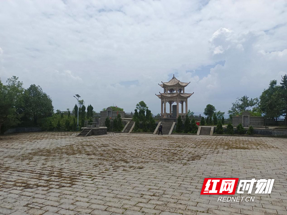 百名记者百村行丨永顺县松柏镇打造最美集镇做好旅游文章