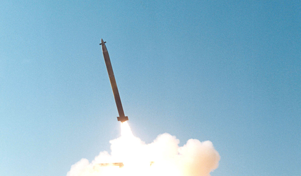 美副防长：将向乌运送射程70公里制导火箭弹“效果就像空袭”美联英语