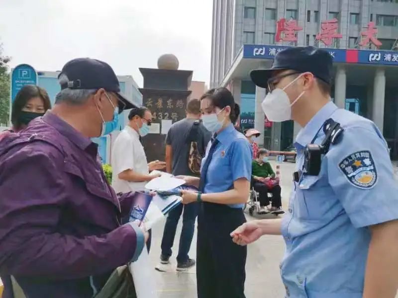 北京一家南京大排档2个工作人员感染，613个密接已管控辣炒方便面的做法
