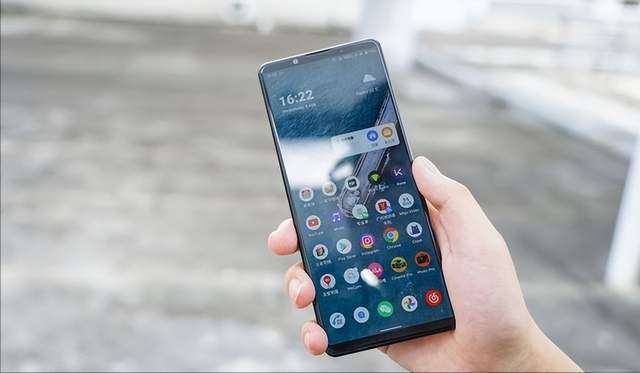 别只盯着iphone14 mini,索尼 xperia 5 iv小屏旗舰快来了_腾讯新闻