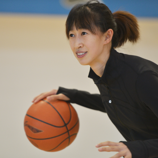 女篮二队主教练孙晓雨男篮三队主教练安宏乐女篮三队主教练刘玉松通过