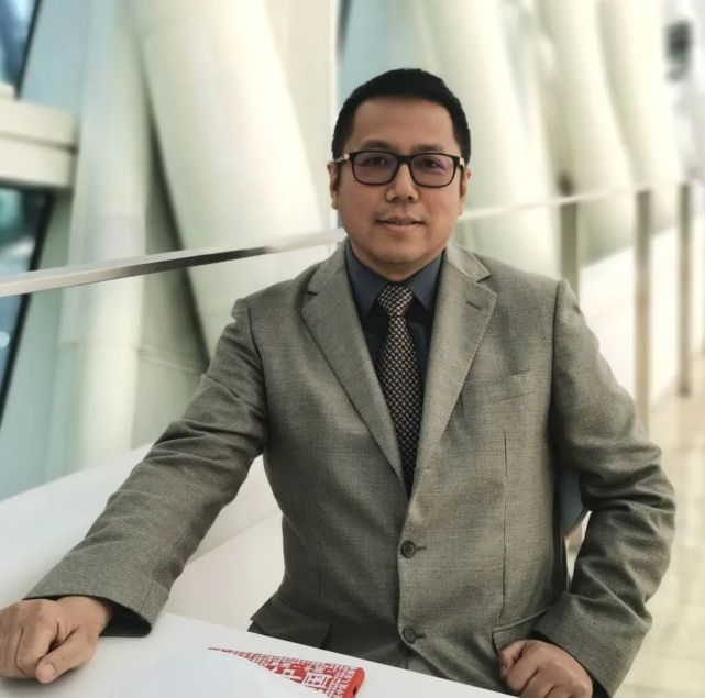 勇担社会责任 助力公益文化事业｜访兆泰集团董事长王全_腾讯新闻