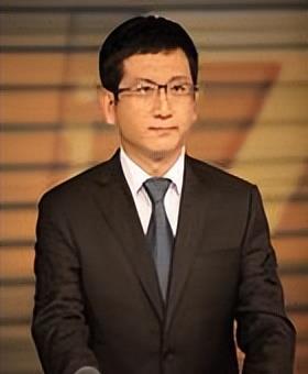 内蒙古电视台主持人雷蒙 经济生活频道 《百姓热线》,《雷阵雨》栏目