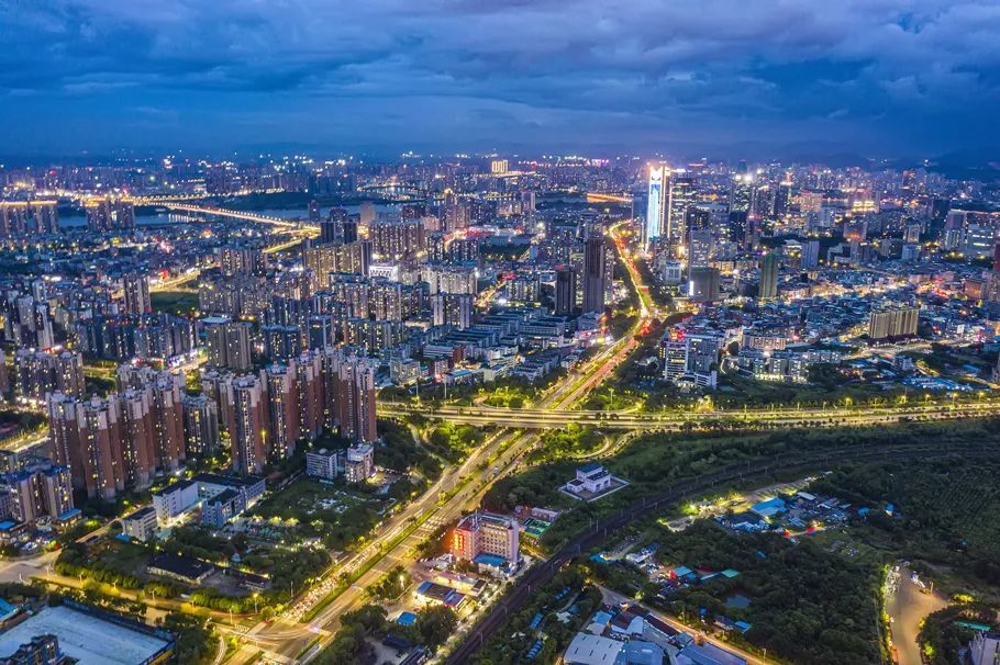 这项增速全省第一惠州努力打造广东经济增长新支撑